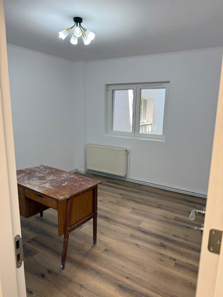 Crangasi, Constructorilor, adiacent, 3 camere vanzare